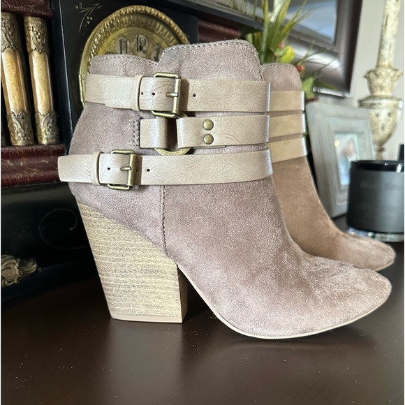 Delicious | Shoes | Booties | Poshmark